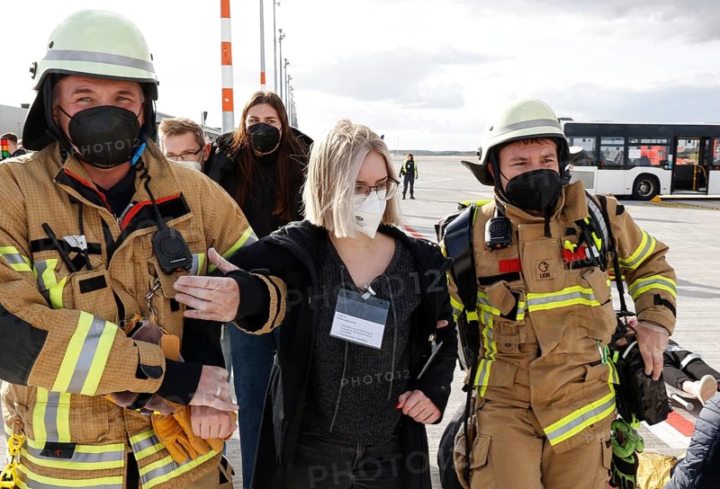 EASA emergency exercise at BER Airport, emergency services rehearsed an emergency in the aviation security area. The airport company rehearsed for an emergency together with the federal police and fire brigade as part of an emergency exercise, 11 October 2022