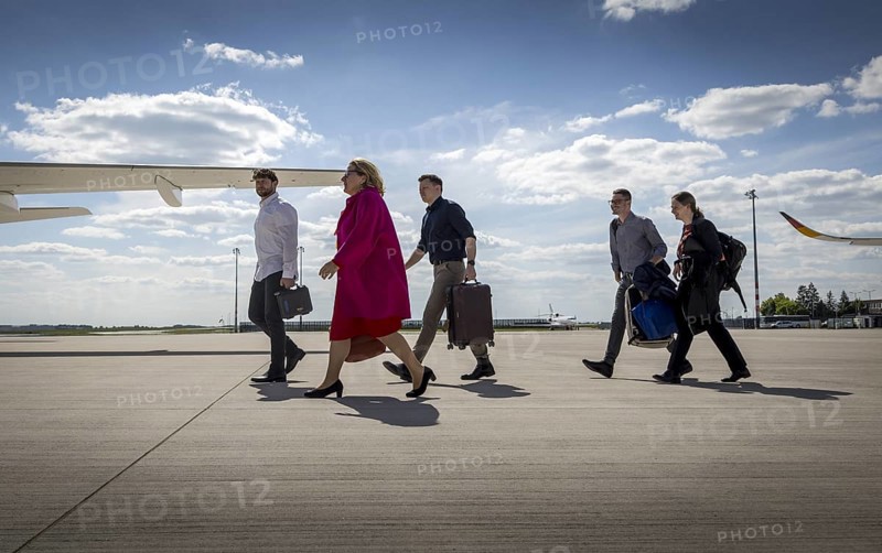 Svenja Schulze (SPD), Federal Minister for Economic Cooperation and Development, pictured during her trip to Ukraine. Here boarding the plane at Berlin Airport. 'Photographed on behalf of the Federal Ministry for Economic Cooperation and Development'