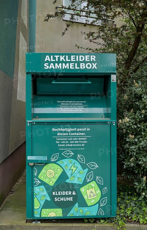 Used clothing container, Potsdamer Straße, Zehlendorf, Steglitz-Zehlendorf district, Berlin, Germany, Europe