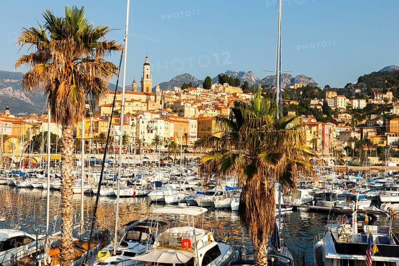 The town of Menton reflects, Côte d'Azur, Provence, France, Europe