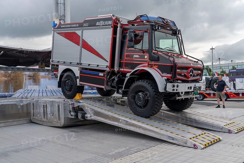 Interschutz 2022 trade fair in Hanover, the world's largest trade fair for fire, rescue and disaster control technology, equipment, over 1300 exhibitors from 50 countries, disaster control, all-terrain Unimog, fire engine for forest fires, floating bridge