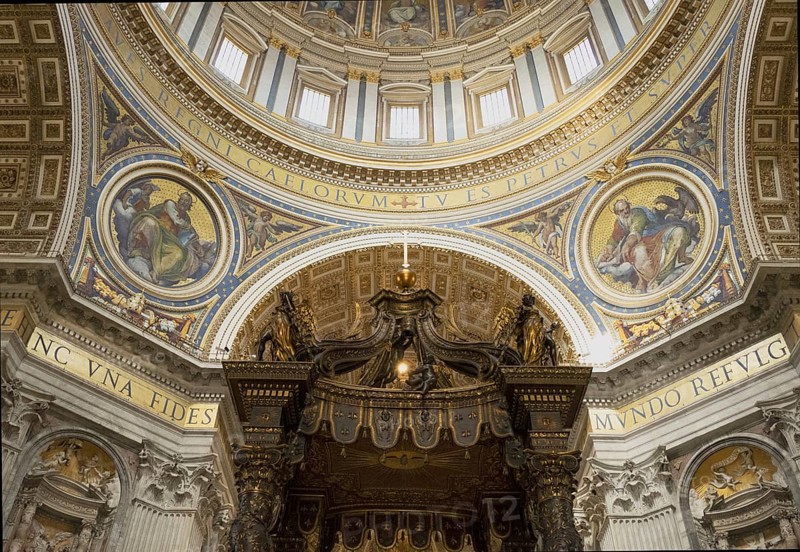 Ceiling of Bernini's ciborium canopy, St Peter's Basilica, San Pietro in Vaticano, Basilica of St Peter in the Vatican, Rome, Italy, Europe