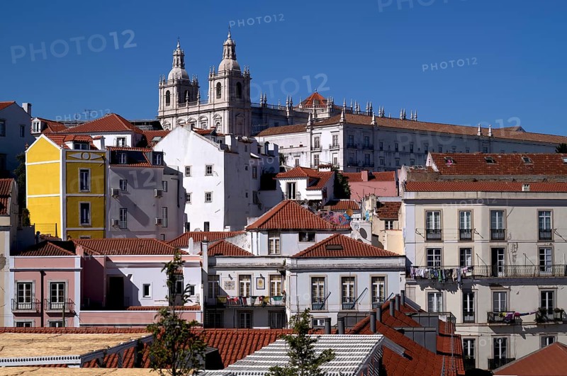 View from the viewpoint Miradouro de Santa Luzia, church Igreja de Santo Estêvão, city view, Alfama, Lisbon, Portugal, Europe