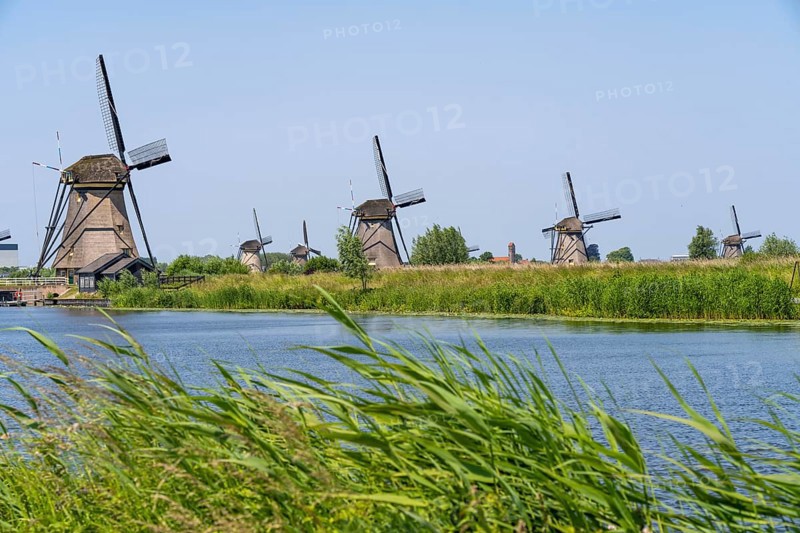 Kinderdijk, 18 windmills designed to pump water from the polders to utilise the land, one of the most famous sights, UNESCO World Heritage Site, Netherlands