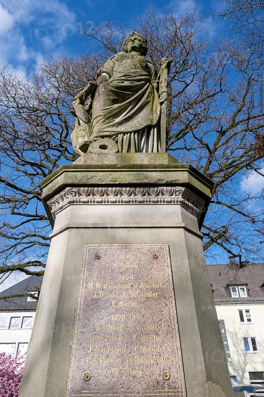 War memorial for the Wars of Unification, unveiled in 1877, Markt, Siegen, North Rhine-Westphalia, Germany, Europe