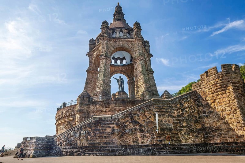 Kaiser Wilhelm Monument, Porta Westfalica, Weser Valley, Weserbergland, North Rhine-Westphalia, Germany, Europe