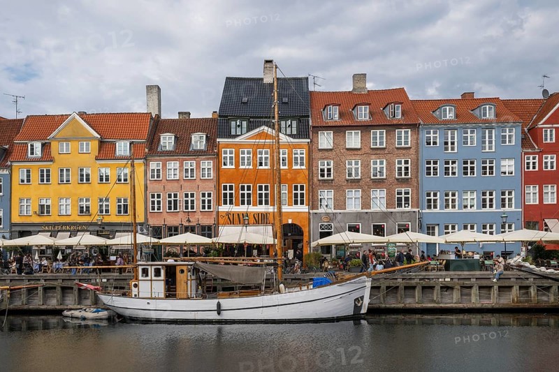 Nyhavn, in the Frederiksstaden district, harbour district with houses over 300 years old, moored sailing boats, promenade with many cafés, pubs, restaurants, canal, tourist attraction, Copenhagen, Denmark, Europe