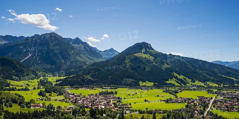 Ostrachtal, Bad Oberdorf, Imberger Horn, 1656m, and Bad Hindelang, Oberallgäu, Allgäu, Swabia, Bavaria, Germany, Europe