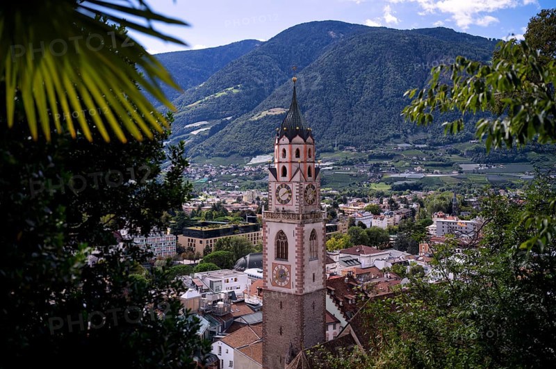 View from the Tappeinerweg trail to Merano with parish church, parish church of St. Nicholas, Merano, Merano, South Tyrol, Autonomous Province of Bolzano, Italy, Europe
