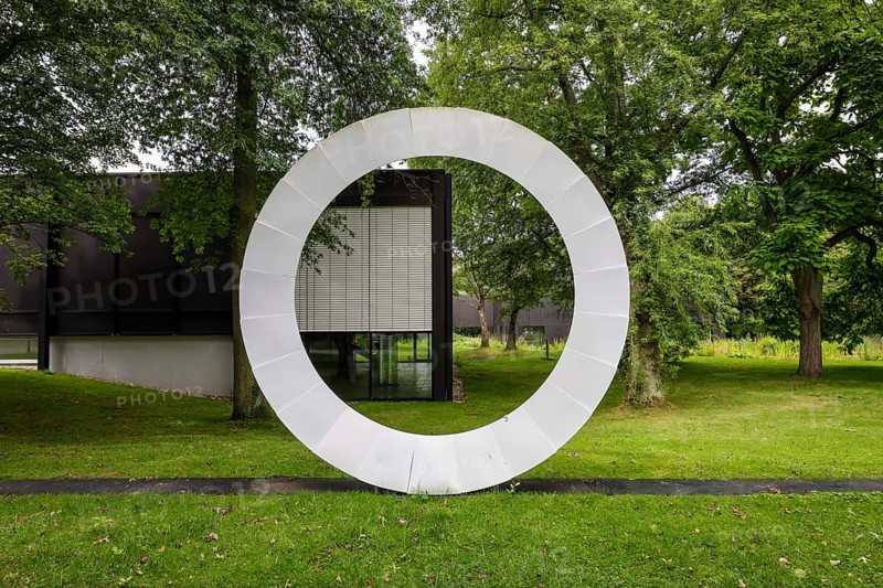 Bottrop, North Rhine-Westphalia, Germany, Josef Albers Museum Quadrat im Stadtgarten Bottrop, in front the work no. 205, Homage to Bottrop by the artist Marcello Morandini, Europe