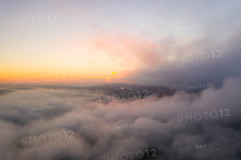 The sun rises above the fog, Elbe Valley, Saxony, Germany, Europe