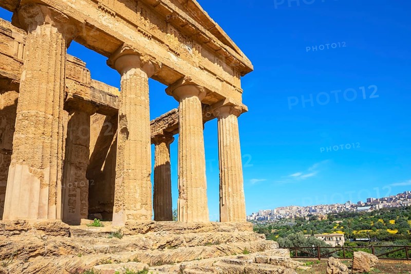 Temple of Concordia, Valley of Temples, Agrigento, Sicily, Italy, Europe