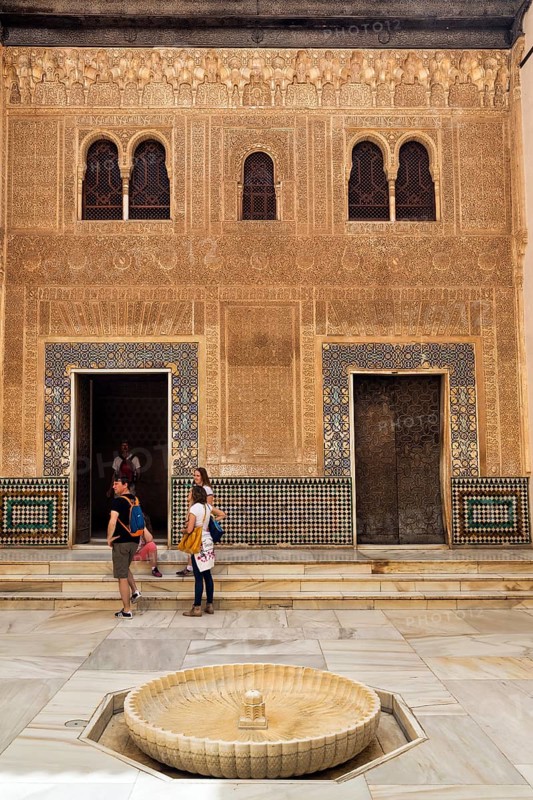 Patio del Cuarto Dorado with tourists, arabesque Moorish architecture, arched windows and fountains, Nasrid Palaces, Alhambra, Granada, Andalusia, Spain, Europe