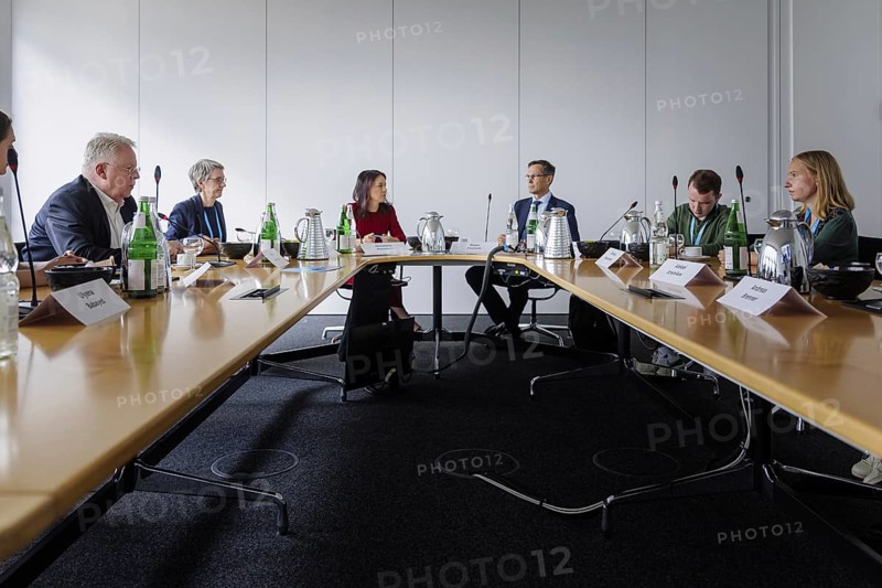 Annalena Bärbock (Alliance 90/The Greens), Federal Foreign Minister and Director General Peter Limbourg at the exchange with editorial offices and exiled journalists Bonn, 17 June 2024