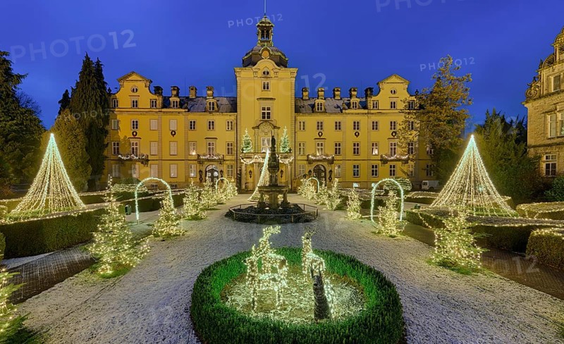 Christmas lights winter snow Bückeburg Castle Germany