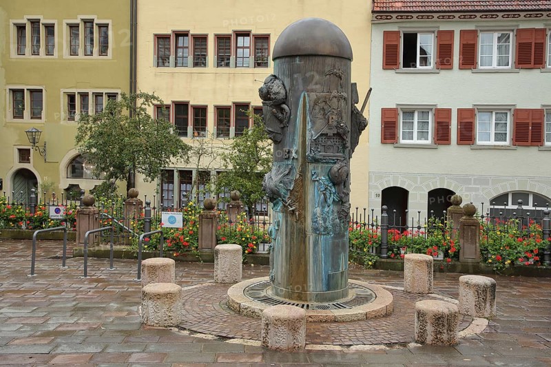 Sculpture Martinssäule by Jürgen Goertz 1984, column, fountain, figures, market square, Engen, Hegau, Baden-Württemberg, Germany, Europe