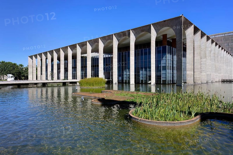 Foreign Ministry building, Itamaraty Palace or Palace of the Arches, designed by Oscar Niemeyer, World Heritage Site, Brasilia, Federal district, Brazil, South America