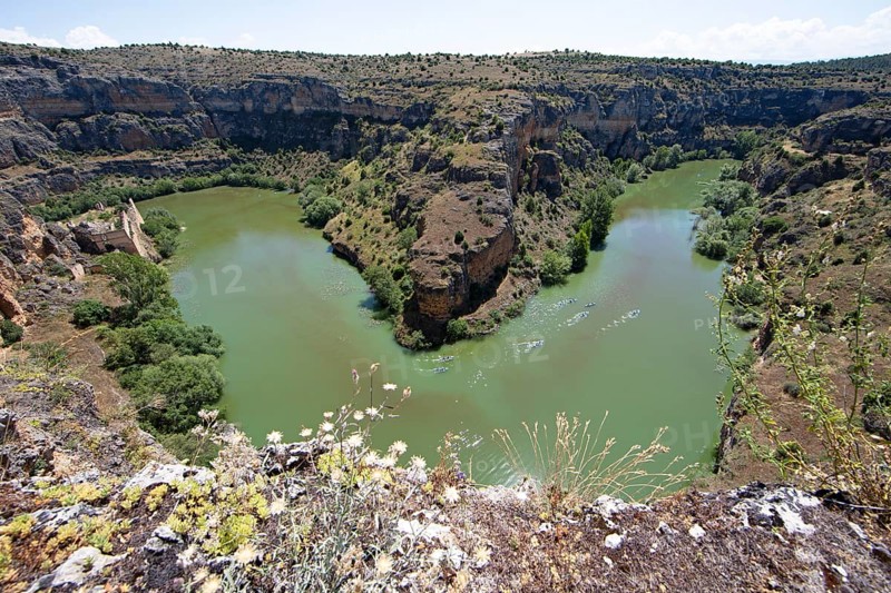 Loop of the Rio Duratón, canoes on the water, on the left the Franciscan monastery of La Hoz, Hoces del Rio Duratón Natural Park, Segovia province, Castile and Leon, Spain, Europe