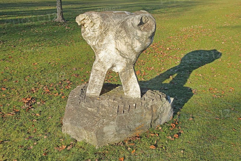 Sculptures Jura Diptera by Christoph Traub 2019, stone sculpture, marble, modern art, abstract art, castle park, Essingen, Swabian Alb, Baden-Württemberg, Germany, Europe