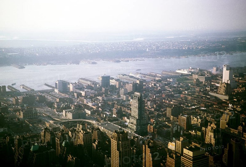 View to the north-west of the Hudson River and New Jersey, Manhattan, New York, USA 1964