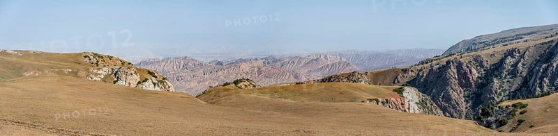 Panorama, Barren mountain landscape, Moldo-Ashuu Pass, Naryn Province, Kyrgyzstan, Asia
