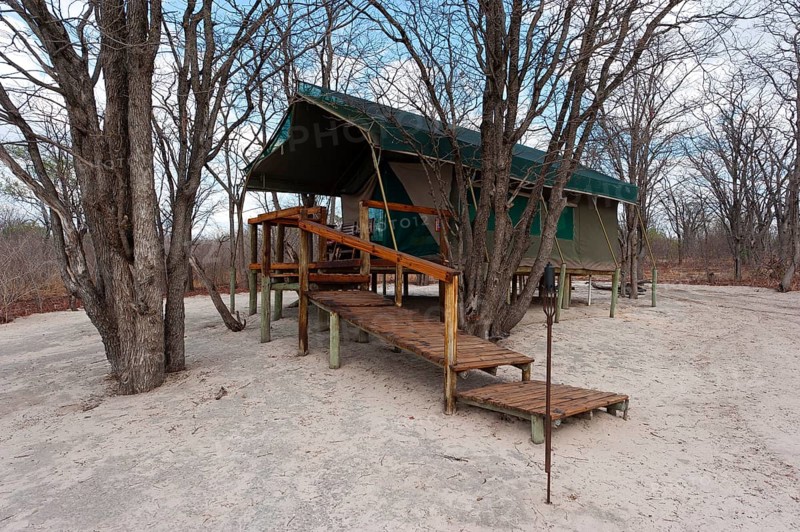Lodge tent, overnight stay, camping, glamping, accommodation, travel, tourism, holiday, safari, tour, adventure, Moremi National Park, Botswana, Africa