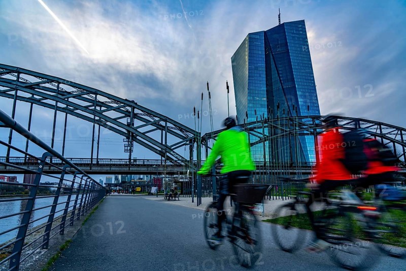 Building of the European Central Bank, ECB, on the Main in Frankfurt, cycle path on the banks of the Main, Hesse, Germany, Europe