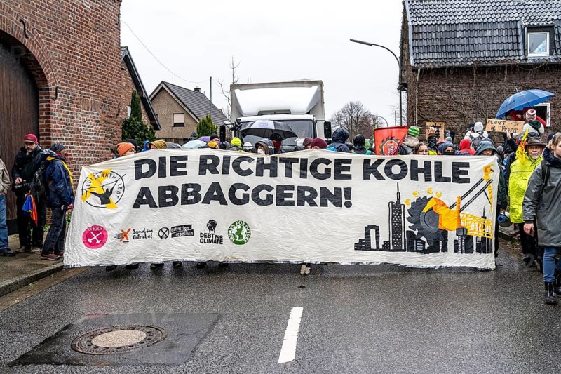 Demonstration against the demolition of the lignite village of Lützerath, from the village of Keyenberg the demonstrators marched to the edge of the Garzweiler open-cast mine and on to the rest of the village of Lützerah, Erkelenz, North Rhine-Westphalia, Germany, Europe