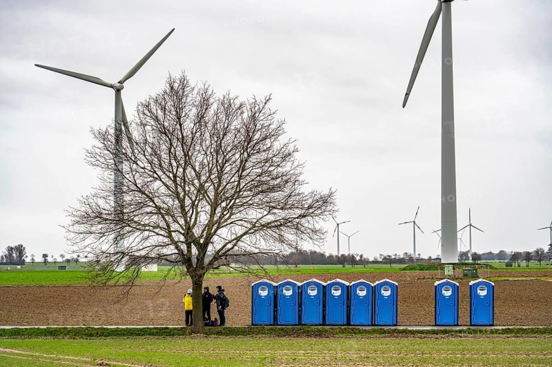 Demonstration against the demolition of the lignite village of Lützerath, from the village of Keyenberg the demonstrators marched to the edge of the Garzweiler open-cast mine and on to the rest of the village of Lützerah, Erkelenz, North Rhine-Westphalia, Germany, Europe