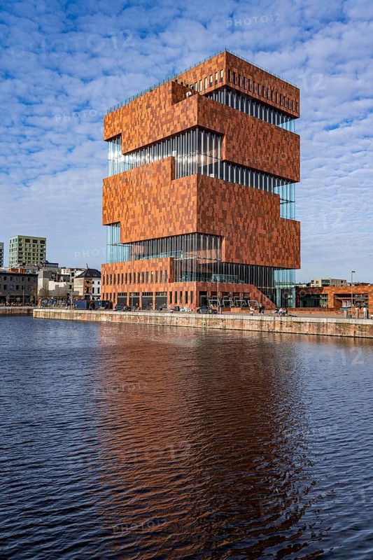 The MAS, Museum aan de Stroom, Museum am Strom, Bonapartdok, harbour basin, old harbour district, Het Eilandje of Antwerp, formerly disreputable, dingy district, now modern, hip district, with lots of culture, living space, leisure, gastronomy, trendy district, Flanders, Belgium, Europe
