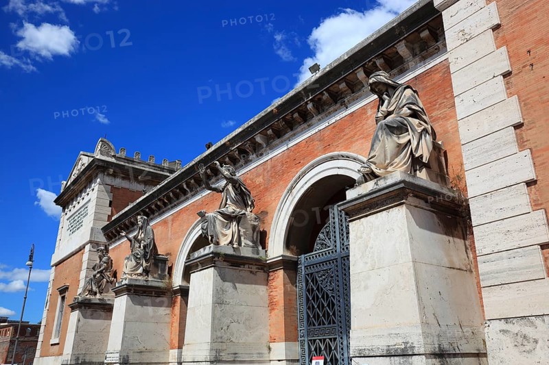 Entrance gate to Campo Verano, Cimitero Comunale Monumentale Campo Verano, the largest cemetery in Rome in the Tibertino district, Italy, Europe
