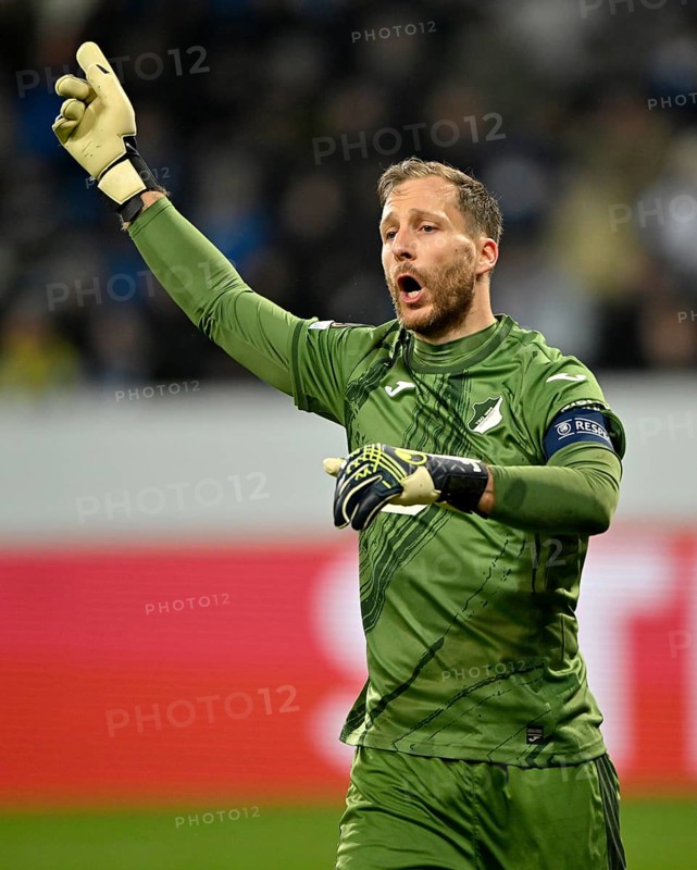 Goalkeeper Oliver Baumann TSG 1899 Hoffenheim (01) Gesture Gesture Europa League, PreZero Arena, Sinsheim, Baden-Württemberg, Germany, Europe