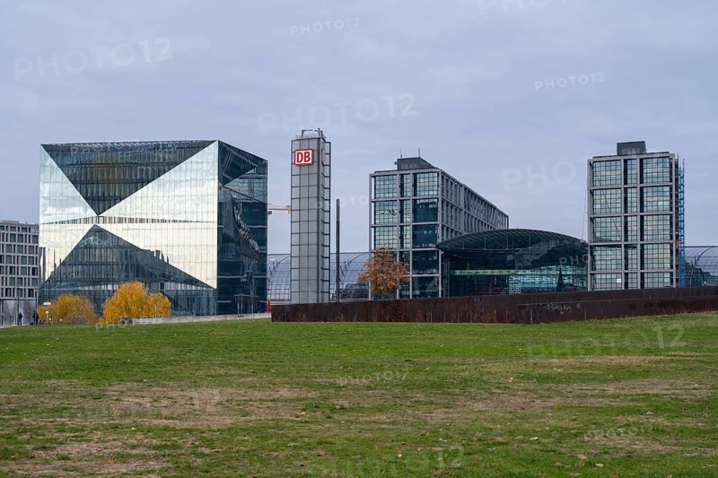 Cube office building, main railway station, Spreebogenpark, Berlin, Germany, Europe