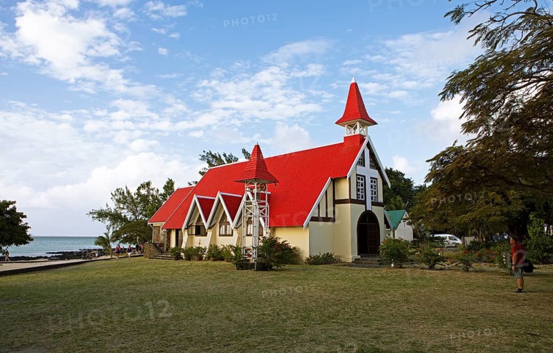 Church of Notre Dame Auxiliatrice, Cap Malheureux, Indian Ocean in the background, Riviere de Rempart, Mauritius, Africa