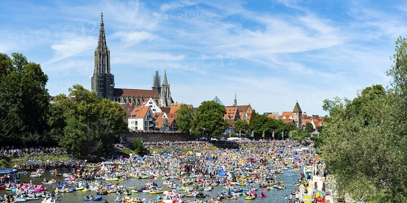 Schwörmontag, Nabada, a traditional Ulm holiday, Danube, Ulm, Baden-Württemberg, Germany, Europe