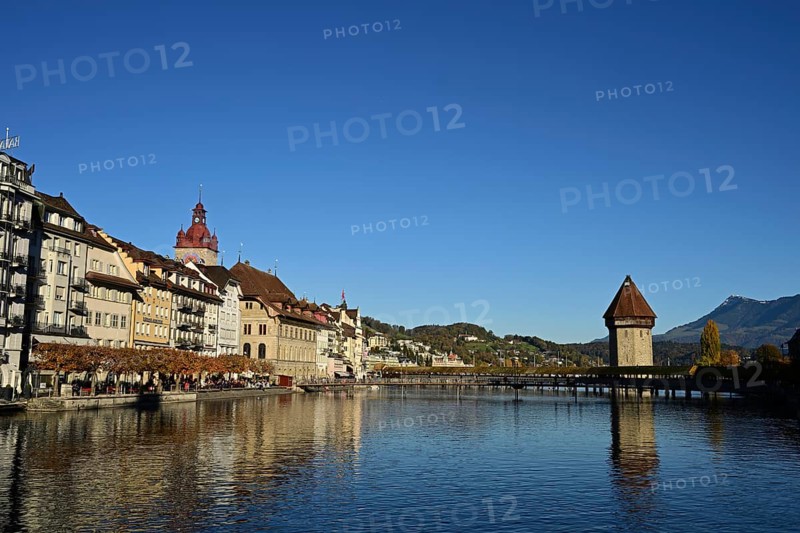 City view with Chapel Bridge, water tower on the Reuss, behind the Rigi, Old Town, Lucerne, Canton Lucerne, Switzerland, Europe
