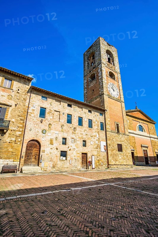 Piazza del Duomo, Colle di Val d'Elsa, Tuscany, Italy, Europe