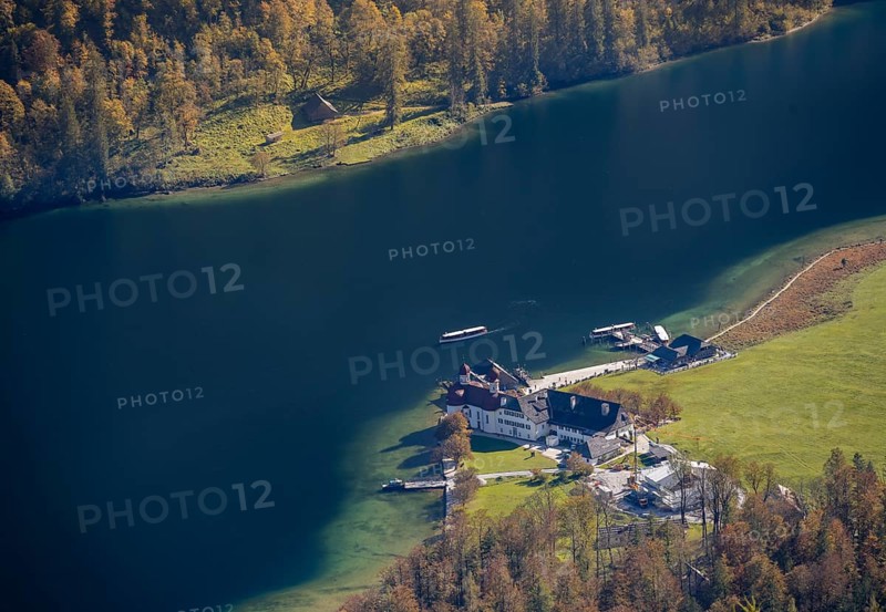 Königssee and St. Bartholomä pilgrimage church, view from the Rinnkendlsteig mountain hiking trail, autumnal forest and blue lake, Berchtesgaden National Park, Berchtesgadener Land, Upper Bavaria, Bavaria, Germany, Europe