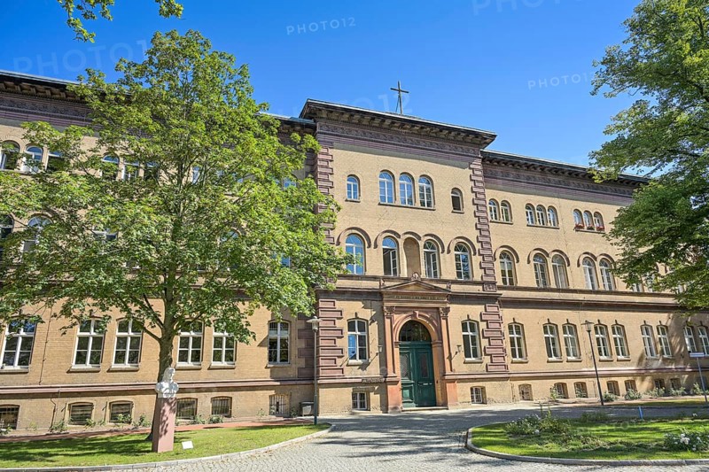 Oberlinhaus, Deaconess Motherhouse, Rudolf-Breitscheid-Straße, Babelsberg, Potsdam, Brandenburg, Germany, Europe
