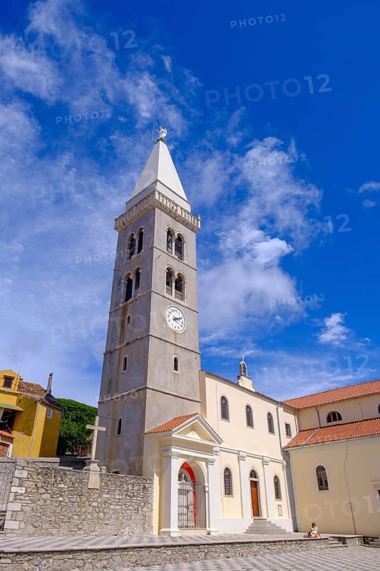 Parish church, Mali Losinj, island of Losinj, Kvarner Gulf Bay, Croatia, Europe