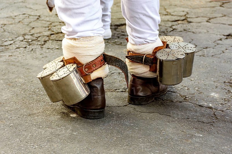 The rattle attached to the feet of the rhythmist is very common in some Afro-Brazilian cultural manifestations such as Congado, Belo Horizonte, Minas Gerais, Brazil, South America