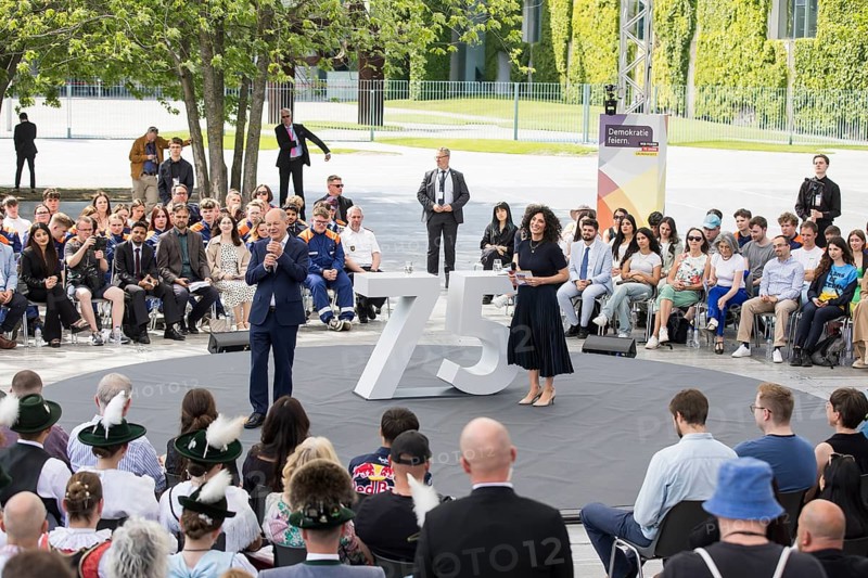Olaf Scholz (Federal Chancellor, SPD) at the Germany Dialogue on the topic Together for Democracy in the dialogue forum at Celebrating Democracy. / The Basic Law turns 75, together it will be a celebration, Berlin, 24.05.2024