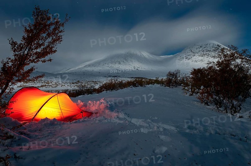 Tent in mountain landscape, Sarek National Park, World Heritage Laponia, Norrbotten, Lapland, Sweden, lighting, evening mood, Scandinavia, Europe