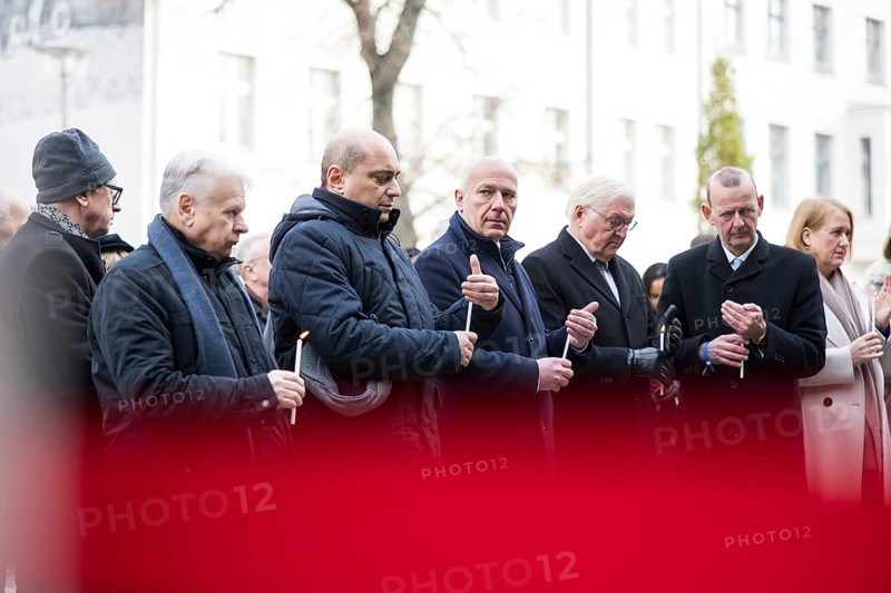 Bogdan Borusewicz (co-founder of Solidarnosc), Kai Wegner (Governing Mayor of Berlin), Frank-Walter Steinmeier (President of the Federal Republic of Germany) and Axel Klausmeier (Director of the Berlin Wall Foundation) light candles at the Berlin Wall Memorial at the central commemorative event at the Berlin Wall Memorial to mark the 35th anniversary of the fall of the Wall in Berlin, 9 November 2024