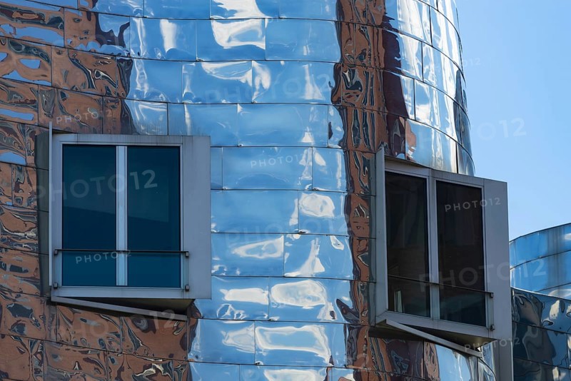 Gehry buildings, Media Harbour, Neuer Zollhof, Düsseldorf, North Rhine-Westphalia, Germany, Europe
