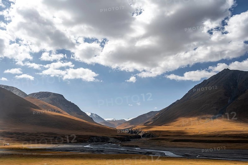 Burkhan valley with river, mountain landscape with golden meadows, Terskey Ala-Too, Tien Shan, Issyk Kul province, Kyrgyzstan, Asia