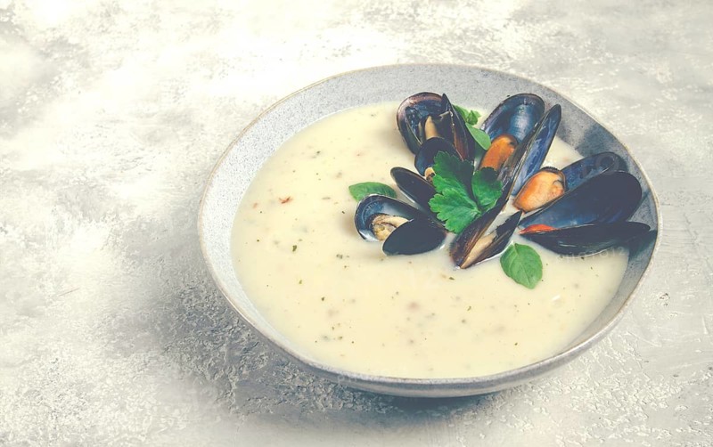 Chowder cream soup with mussels, American cuisine, homemade, no people