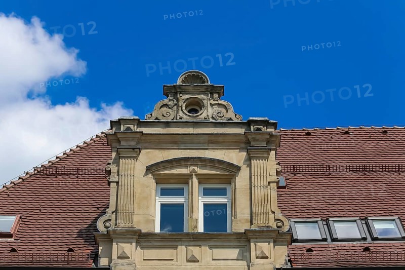 Detail, Backnang Castle, Schickhardt Castle, ducal castle, historic building, built between 1605 and 1627 by Heinrich Schickhardt, 17th century, window, today the district court of the city of Backnang, Stiftshof, Backnang, Rems-Murr district, Baden-Württemberg, Germany, Europe