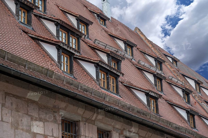 Dormer windows on the historic Unschlitthaus, built in 1491, Obere Wörthstr. 26, Nuremberg, Middle Franconia, Bavaria, Germany, Europe