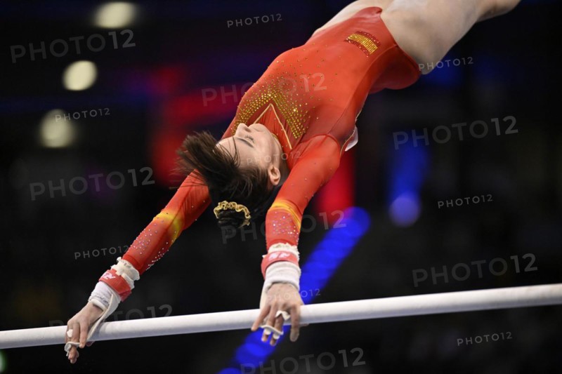 Frida Rodriguez-Cabo ESP uneven bars, gymnastics, artistic gymnastics, gymnasts, woman, EnBW DTB Cup, Porsche Arena, Stuttgart, Baden-Württemberg, Germany, Europe